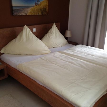 Ostsee Lodges Mit Wellnessbereich Timmendorfer Strand Exterior foto